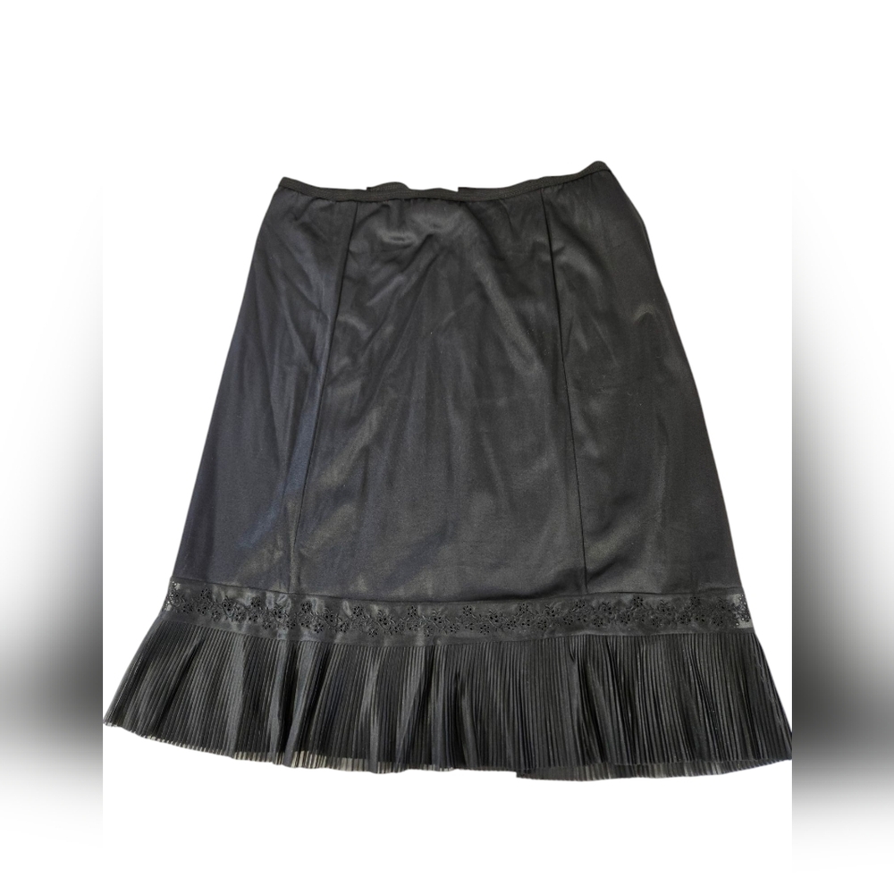 MCM Vintage Pleated Half Slip Black 100% Antron Nylon